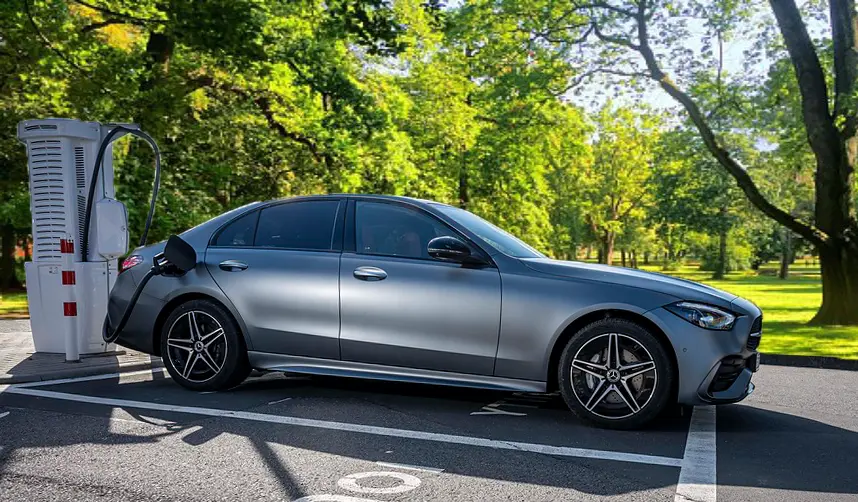 Plug-in Hybrid Mercedes-Benz C 300 e